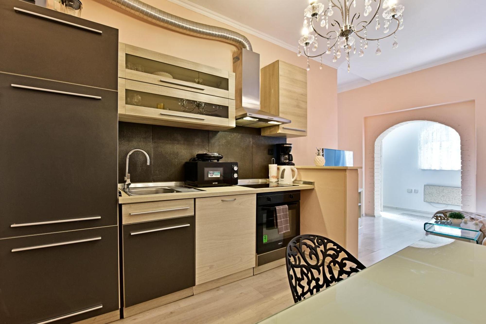 פורץ Apartments Villa Herak מראה חיצוני תמונה