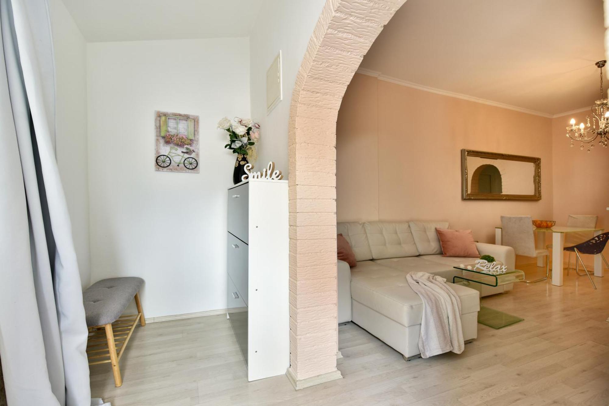 פורץ Apartments Villa Herak מראה חיצוני תמונה