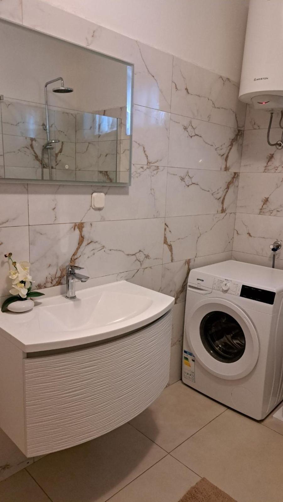 פורץ Apartments Villa Herak מראה חיצוני תמונה