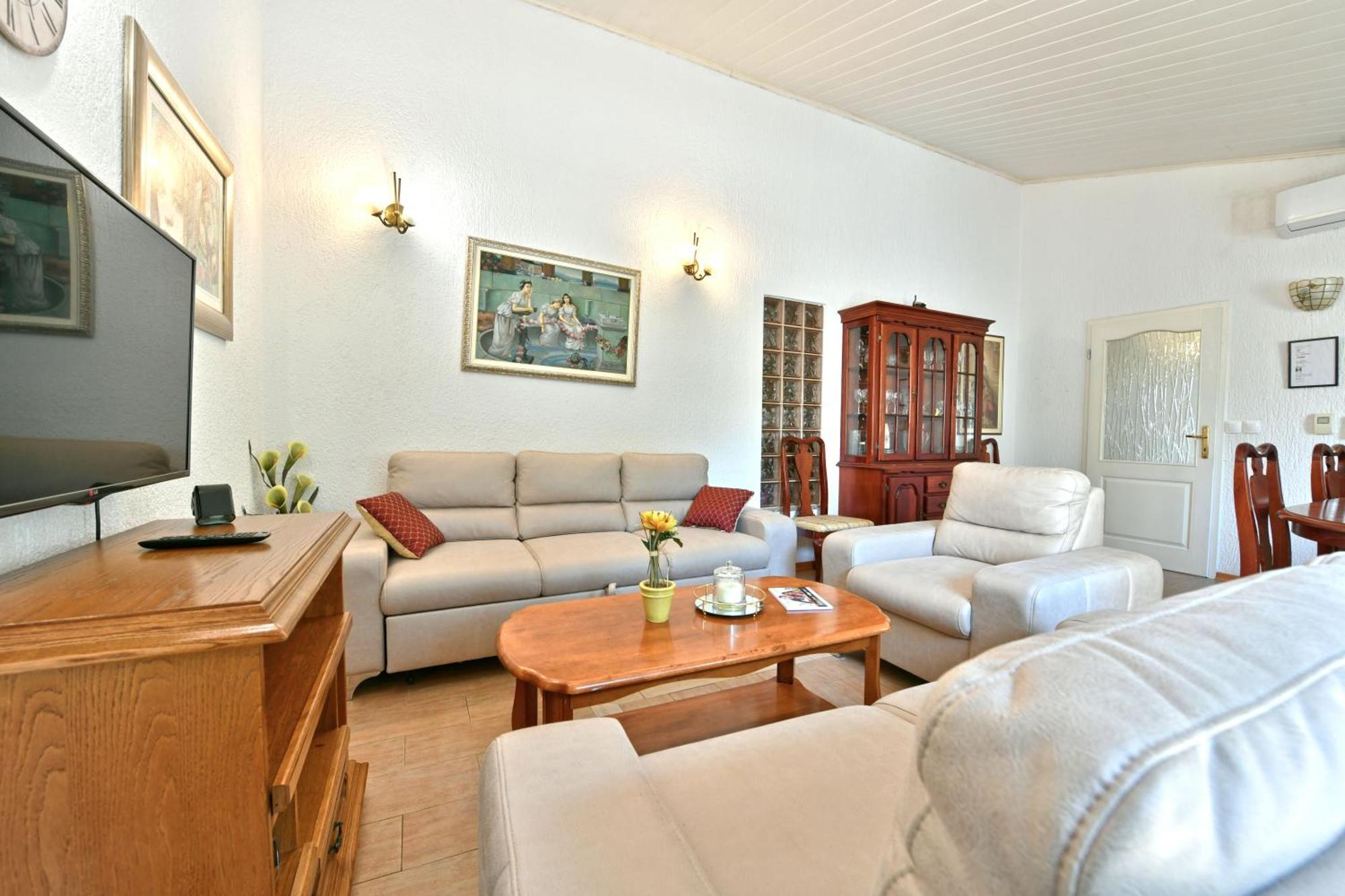 פורץ Apartments Villa Herak מראה חיצוני תמונה